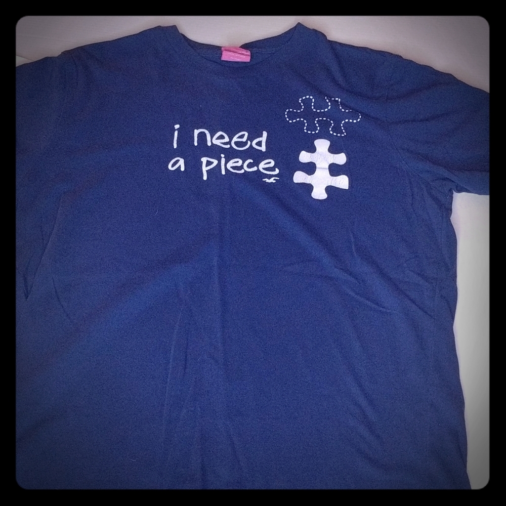 Mens Blue Hollister graphic tee "I need a piece" S